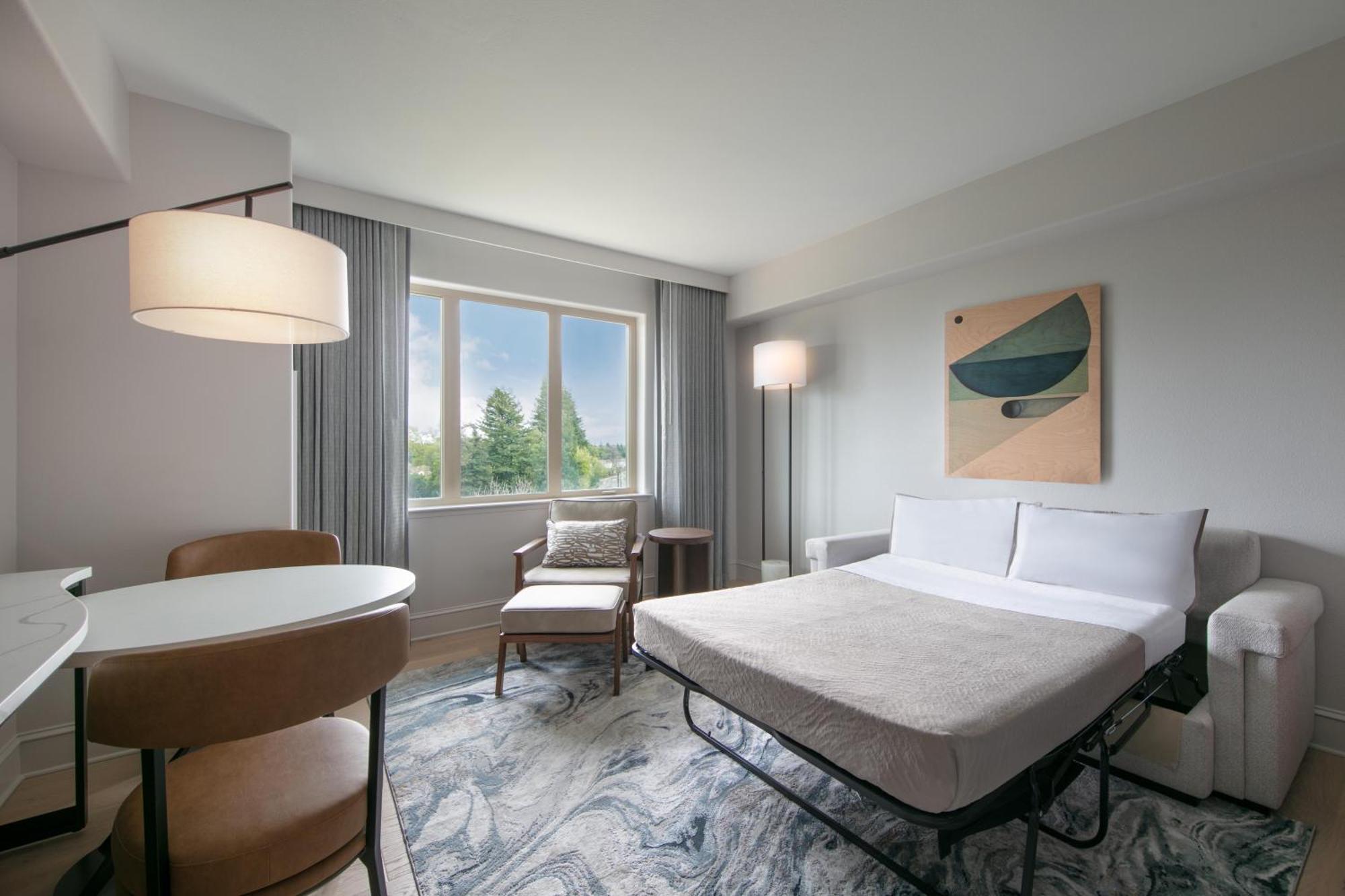 The Westin Riverfront & Sacramento