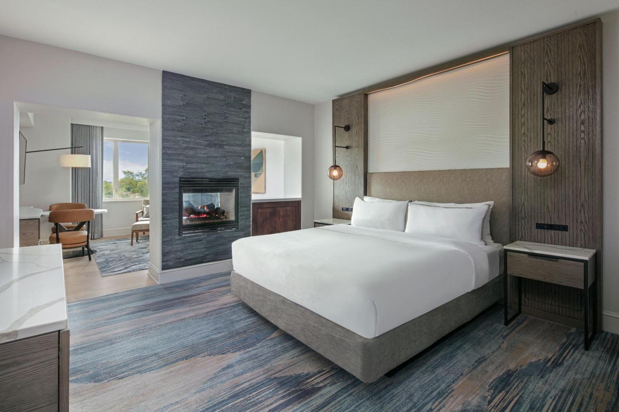 The Westin Riverfront & Hotel 4*